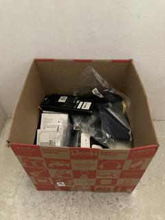 Lot 1129  
            Chesterfield SR47 - Parcel Delivery Only 

                
LOT OF ASSORTED APPLE IPHONE ACCESSORIES TO INCLUDE APPLE MAGSAFE WALLET IN BLACK...