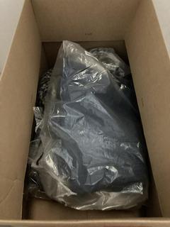 Lot 1130  
            Chesterfield SR47 - Parcel Delivery Only 

                
6 X ASSORTED ADULTS BRANDED CLOTHING TO INCLUDE NOBODYS CHILD PALAZZO JEANS IN SI...