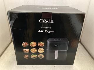 Lot 151  
            Chesterfield SR47 - Parcel Delivery Only 

                
OYAJIA DEEP FRYER AIR FRYER. (LOCATION: A6)