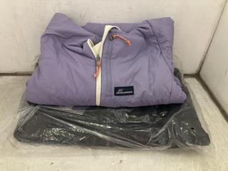 Lot 217  
            Chesterfield SR47 - Parcel Delivery Only 

                
CRAGHOPPERS UNISEX CAMEO COMPRESSLITE JACKET IN LILAC TO INCLUDE TRESPASS BELA II...