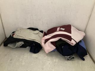 Lot 222  
            Chesterfield SR47 - Parcel Delivery Only 

                
11 X ASSORTED CHILDRENS BRANDED CLOTHING TO INCLUDE TOMMY HILFIGER CARGO TROUSERS...