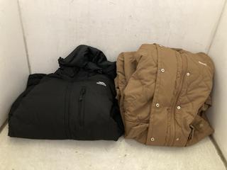 Lot 223  
            Chesterfield SR47 - Parcel Delivery Only 

                
ORLA KIELY X REGATTA JACKET IN BROWN SIZE 12 TO INCLUDE TRESPASS FARSLEY MENS PAD...