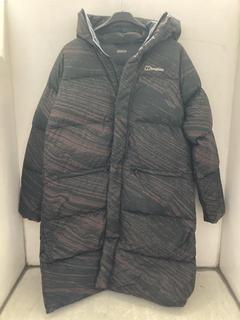 Lot 229  
            Chesterfield SR47 - Parcel Delivery Only 

                
BERGHAUS WOMENS COMBUST REFLECT JACKET IN BLACK/BROWN SIZE 12 ORIGINAL RRP £175 (...