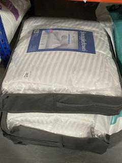 Lot 278  
            Chesterfield SR47 - Parcel Delivery Only 

                
2 X SNUGGLEDOWN HOTEL COLLECTION SINGLE EXTRA DEEP FILLED MATTRESS TOPPER (LOCATI...
