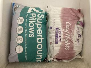 Lot 279  
            Chesterfield SR47 - Parcel Delivery Only 

                
SLUMBERDOWN PERFECT FOR COSY NIGHTS MEDIUM SUPPORT PILLOW PAIR TO INCLUDE SUPERBO...