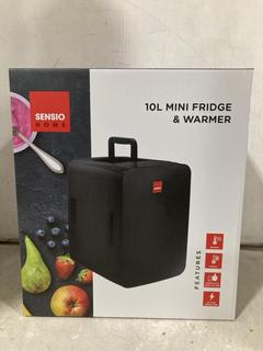 Lot 363  
            Chesterfield SR47 - Parcel Delivery Only 

                
SENSIO HOME 10L MINI FRIDGE AND WARMER (LOCATION: B1)
