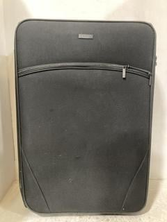 Lot 425  
            Chesterfield SR47 - Parcel Delivery Only 

                
JOHN LEWIS SOFTSIDE MEDIUM SUITCASE IN BLACK (3514717) (LOCATION: B4)