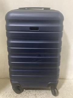 Lot 433  
            Chesterfield SR47 - Parcel Delivery Only 

                
JOHN LEWIS HARDSIDE CABIN SUITCASE IN NAVY (2620034) (LOCATION: B4)