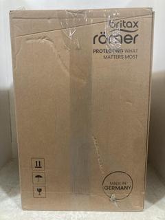 Lot 575  
            Chesterfield SR47 - Parcel Delivery Only 
                
BRITAX ROMER DISCOVERY PLUS 2 IN SPACE BLACK. (LOCATION: B8)