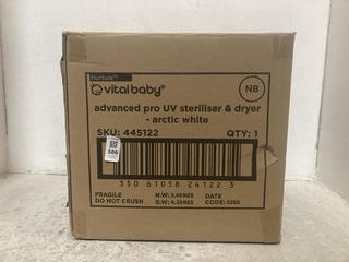 Lot 586  
            Chesterfield SR47 - Parcel Delivery Only 
                
VITAL BABY ADVANCED PRO UV STERILISER AND DRYER ORIGINAL RRP £139 (LOCATION: B9)