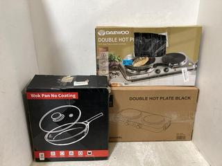 Lot 595  
            Chesterfield SR47 - Parcel Delivery Only 
                
3 X ASSORTED KICTHEN ITEMS TO INCLUDE DAEWOO DOUBLE HOT PLATE (LOCATION: B9)