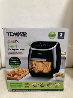 Lot 621  
            Chesterfield SR47 - Parcel Delivery Only 

                
TOWER XPRESS PRO 5 IN 1 AIR FRYER OVEN (LOCATION: B10)