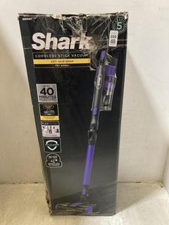 Lot 655  
            Chesterfield SR47 - Parcel Delivery Only 

                
SHARK ANTI HAIR WRAP CORDLESS STICK VACUUM CLEANER ORIGINAL RRP £220 - MODEL NO. ...