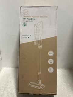 Lot 677  
            Chesterfield SR47 - Parcel Delivery Only 

                
HOOVER HF1 PLUS PETS CORDLESS VACUUM CLEANER ORIGINAL RRP £139 (LOCATION: C3)