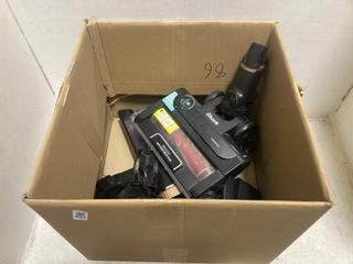 Lot 683  
            Chesterfield SR47 - Parcel Delivery Only 

                
SHARK STRATOS ANTI HAIR WRAP PLUS PET PRO CORDLESS VACUUM CLEANER ORIGINAL RRP £2...