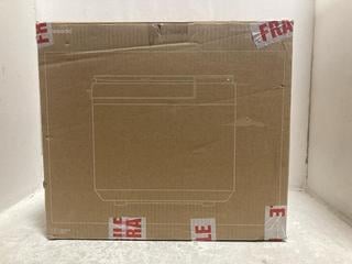 Lot 686  
            Chesterfield SR47 - Parcel Delivery Only 

                
PANASONIC AUTOMATIC BREAD MAKER - MODEL NO. SD-YR2550 ORIGINAL RRP £199 (LOCATION...