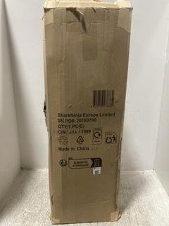 Lot 766  
            Chesterfield SR47 - Parcel Delivery Only 

                
SHARK CORDED STICK ANTI HAIR WRAP VACUUM CLEANER ORIGINAL RRP £179 - MODEL NO. HZ...