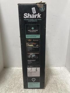 Lot 769  
            Chesterfield SR47 - Parcel Delivery Only 

                
SHARK STRATOS ANTI HAIR WRAP PET PRO CORDLESS VACUUM CLEANER ORIGINAL RRP £479 - ...