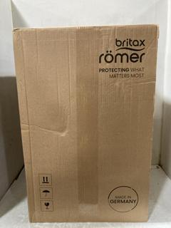 Lot 901  
            Chesterfield SR47 - Parcel Delivery Only 

                
BRITAX ROMER DISCOVERY PLUS 2 BR SPACE BLACK. (LOCATION: D1)