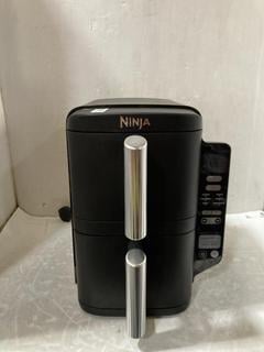 Lot 916  
            Chesterfield SR47 - Parcel Delivery Only 

                
NINJA DOUBLE STACK AIR FRYER. (LOCATION: D1)