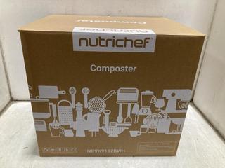 Lot 929  
            Chesterfield SR47 - Parcel Delivery Only 

                
NUTRICHEF 3L KITCHEN COMPOSTER - MODEL NO. NCVK9112BWH (LOCATION: D2)