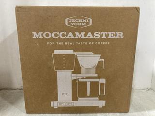 Lot 984  
            Chesterfield SR47 - Parcel Delivery Only 

                
TECHNIVORM MOCCAMASTER COFFEE MACHINE ORIGINAL RRP £259 (LOCATION: D4)
