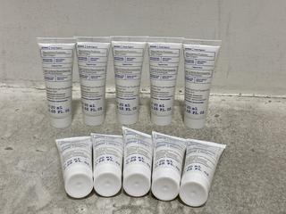 Lot 1045  
            Chesterfield SR46 - Parcel Delivery Only 

                
10 X NOURISHING PROBIOTIC GEL CREAM 20ML - MAKEUP BAG INCLUDED (LOCATION: E2)
