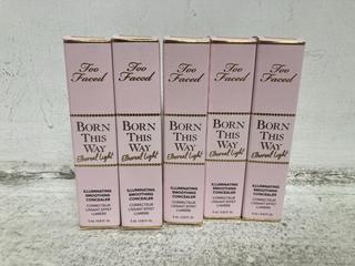 Lot 1189  
            Chesterfield SR46 - Parcel Delivery Only 

                
5 X TOO FACED BORN THIS WAY ETHEREAL LIGHT ILLUMINATING SMOOTHING CONCEALER 5ML I...
