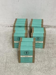 Lot 1287  
            Chesterfield SR46 - Parcel Delivery Only 

                
15 X NEALS YARD REMEDIES LAVENDER & TEA TREE SOAP BAR 100G - TOTAL LOT ORIGINAL R...