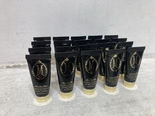 Lot 371  
            Chesterfield SR46 - Parcel Delivery Only 

                
20 X MOR MARSHMALLOW HAND & BODY WASH 20ML - MAKEUP BAG INCLUDED (LOCATION: C4)