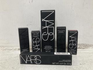 Lot 399  
            Chesterfield SR46 - Parcel Delivery Only 

                
6 X ASSORTED NARS BEAUTY PRODUCTS TO INCLUDE NARS SATIN LIP PENCIL IN SHADE LODHI...
