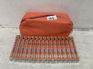 Lot 425  
            Chesterfield SR46 - Parcel Delivery Only 

                
15 X BENEFIT PRECISELY, MY BROW PENCIL IN SHADE 3 WARM LIGHT BROWN - MAKEUP BAG I...