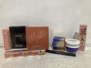 Lot 556  
            Chesterfield SR46 - Parcel Delivery Only 

                
8 X ASSORTED BEAUTY PRODUCTS TO INCLUDE HUDA BEAUTY LIP BLUSH IN SHADE PEACHY KIS...