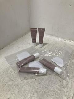 Lot 694  
            Chesterfield SR46 - Parcel Delivery Only 
                
20 X ESPA TRI-ACTIVE LIFT & FIRM INTENSIVE SERUM 10ML (LOCATION: D3)