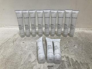 Lot 902  
            Chesterfield SR46 - Parcel Delivery Only 

                
12 X OLAPLEX N03 HAIR PERFECTOR 20ML - MAKEUP BAG INCLUDED (LOCATION: E1)