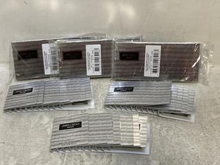 Lot 947  
            Chesterfield SR46 - Parcel Delivery Only 

                
QTY OF JIMMY CHOO MAN PERFUME 2ML (LOCATION: E1)