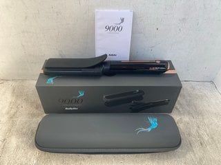 Lot 1107  
            Marchington SR12 - Parcel Delivery Only 

                
BABYLISS 9000 CORDLESS WAVER - ORIGINAL RRP: £180.00: LOCATION - E8