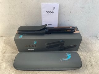 Lot 1113  
            Marchington SR12 - Parcel Delivery Only 

                
BABYLISS 9000 CORDLESS WAVER - ORIGINAL RRP: £180.00: LOCATION - E8