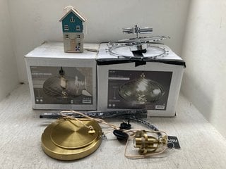 Lot 129  
            Marchington SR12 - Parcel Delivery Only 

                
QTY OF ASSORTED NEXT HOME DECOR ITEMS TO INCLUDE FREYA EASY FIT SHADE IN SMOKE GL...