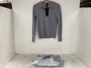 Lot 1306  
            Marchington SR12 - Parcel Delivery Only 

                
2 X JOHN LEWIS X A.W.A.K.E. MODE EMBELLISHED COLLARED SWEATER IN GREY - UK SIZE: ...