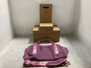 Lot 196  
            Marchington SR12 - Parcel Delivery Only 

                
QTY OF ECOHUB CABIN/HOSPITAL BAGS IN PURPLE: LOCATION - J17