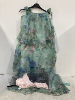 Lot 260  
            Marchington SR12 - Parcel Delivery Only 

                
WOMENS COAST MUSE FLORAL PRINTED ORGANZA MIDI DRESS IN AQUA - UK SIZE: 8 TO INCLU...