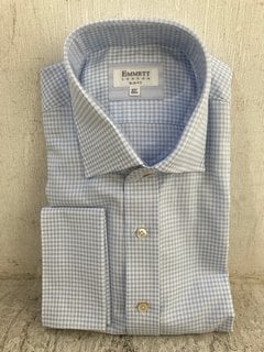 Lot 273  
            Marchington SR12 - Parcel Delivery Only 

                
MENS EMMETT LONDON BLUE HOUNDSTOOTH SHIRT - UK SIZE: 44 CM - ORIGINAL RRP: £195.0...