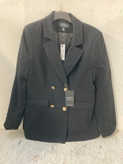 Lot 274  
            Marchington SR12 - Parcel Delivery Only 

                
WOMENS KAREN MILLEN COMPACT STRETCH ESSENTIAL TAILORED DOUBLE BREASTED BLAZER IN ...