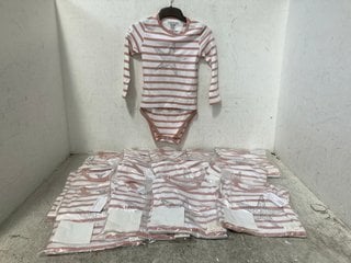 Lot 318  
            Marchington SR12 - Parcel Delivery Only 

                
QTY OF CHILDRENS BROTHERS & SISTERS STAR TEES IN PINK/WHITE- AGES 7-8 AND 9-10 YR...
