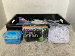 Lot 323  
            Marchington SR12 - Parcel Delivery Only 

                
QTY OF ASSORTED CHILDRENS TOYS TO INCLUDE QTY OF FUN STICKERS: LOCATION - I16