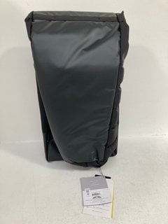 Lot 41  
            Marchington SR12 - Parcel Delivery Only 

                
SUN MOUNTAIN CLUBGLIDER MERIDIAN WHEELED GOLF BAG IN BLACK - ORIGINAL RRP: £279.0...