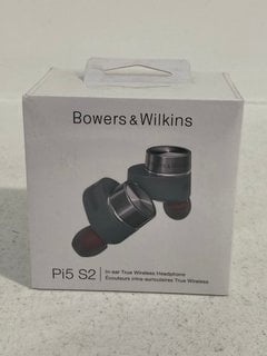 Lot 49  
            Marchington SR12 - Parcel Delivery Only 

                
BOWERS & WILKINS PI5 S2 IN-EAR TRUE WIRELESS HEADPHONE IN STORM GREY - ORIGINAL R...
