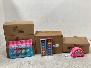 Lot 846  
            Marchington SR12 - Parcel Delivery Only 

                
QTY OF ASSORTED ITEMS TO INCLUDE BOX OF TINC SET OF 4 SWEETIE HIGHLIGHTERS: LOCAT...