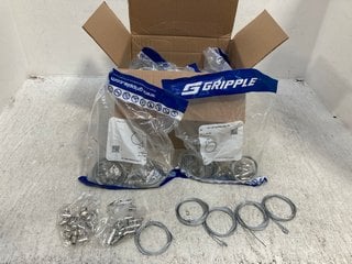 Lot 864  
            Marchington SR12 - Parcel Delivery Only 

                
BOX OF GRIPPLE WIRE PACKS: LOCATION - H9